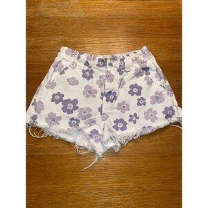Vintage Floral High-Waisted Denim Shorts With Frayed Hem & Pockets